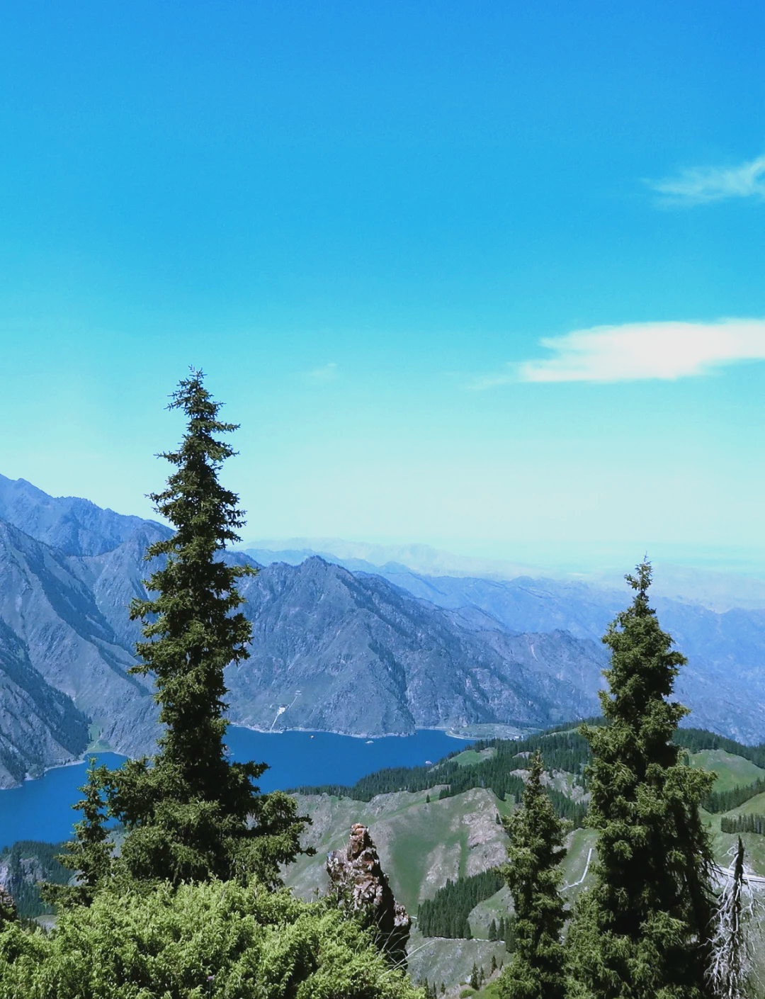 新疆天山天池改运