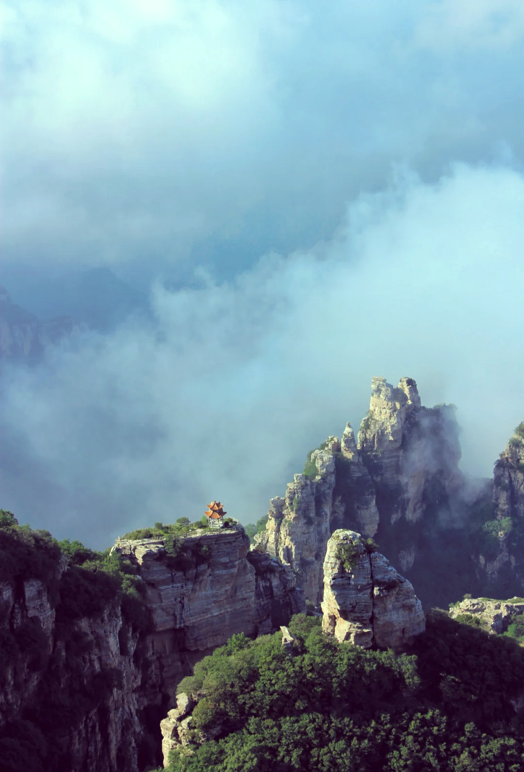 涞源白石山景区的简介图片