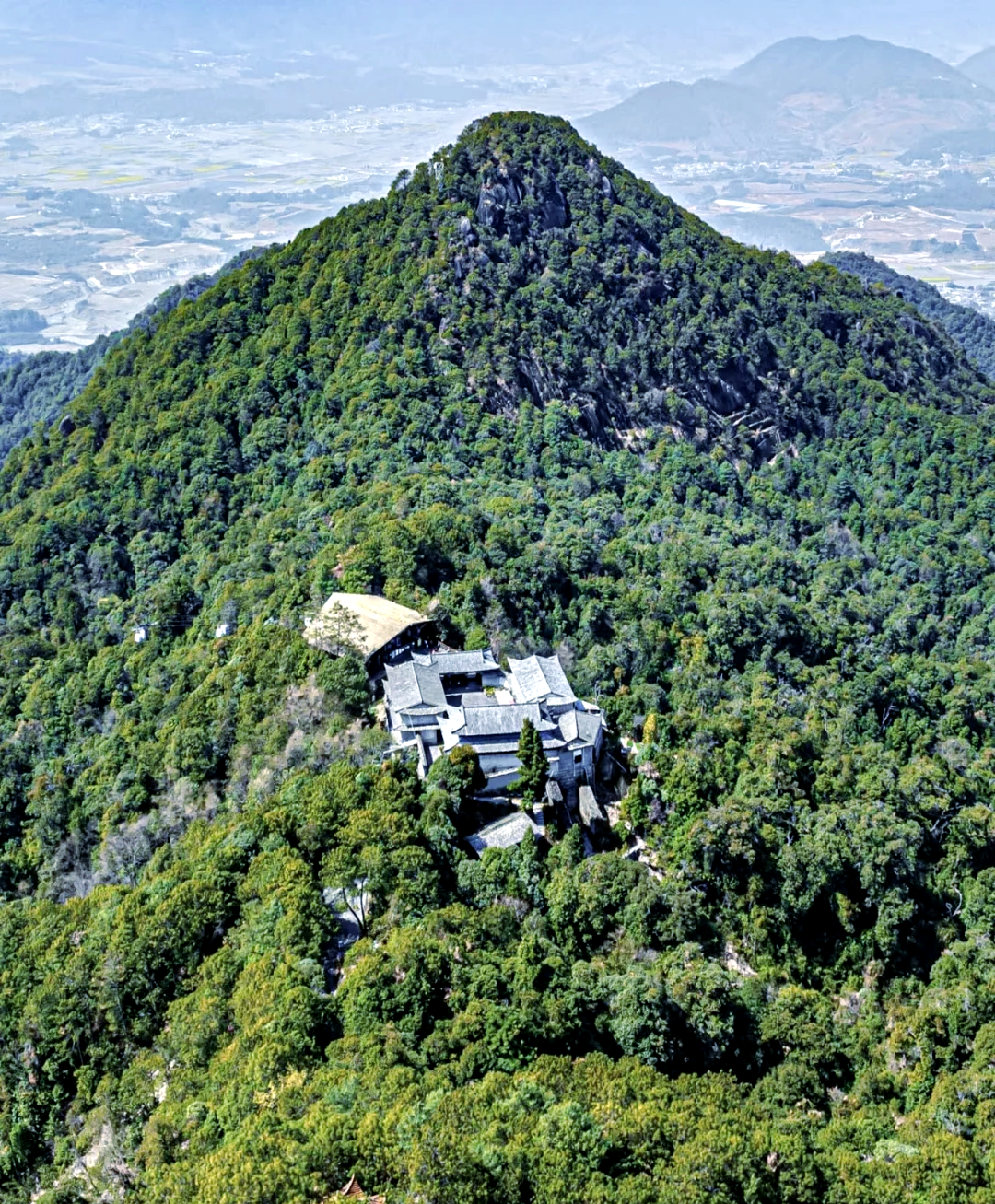 腾冲云峰山简介图片