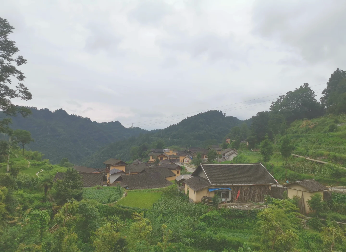 十八洞村美景图片