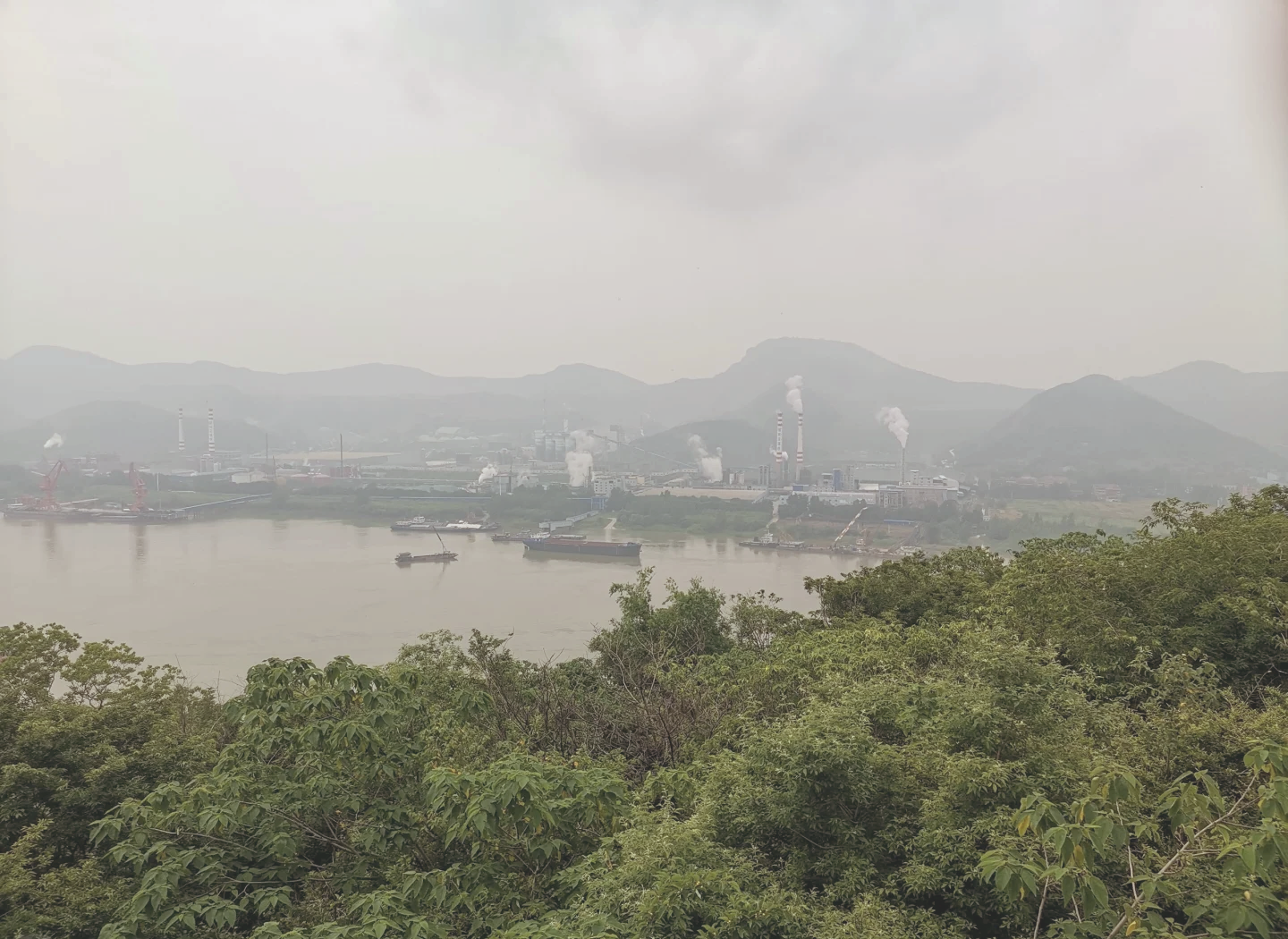 半壁山古战场附近酒店图片