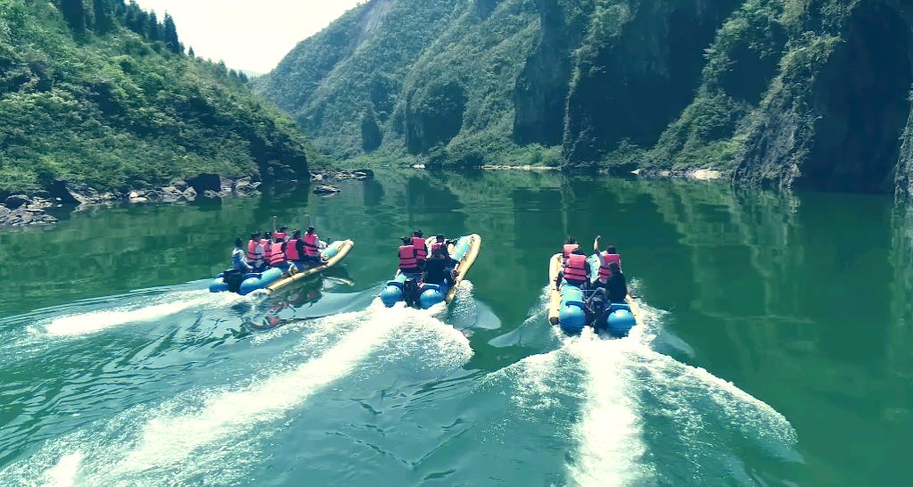 张家界茅岩河漂流图片