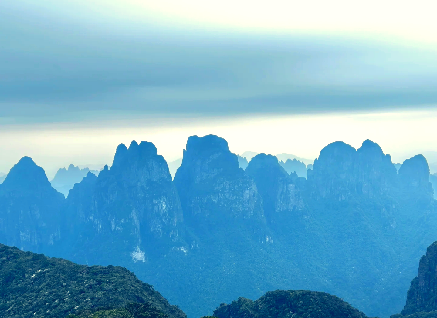 圣堂山风景图片