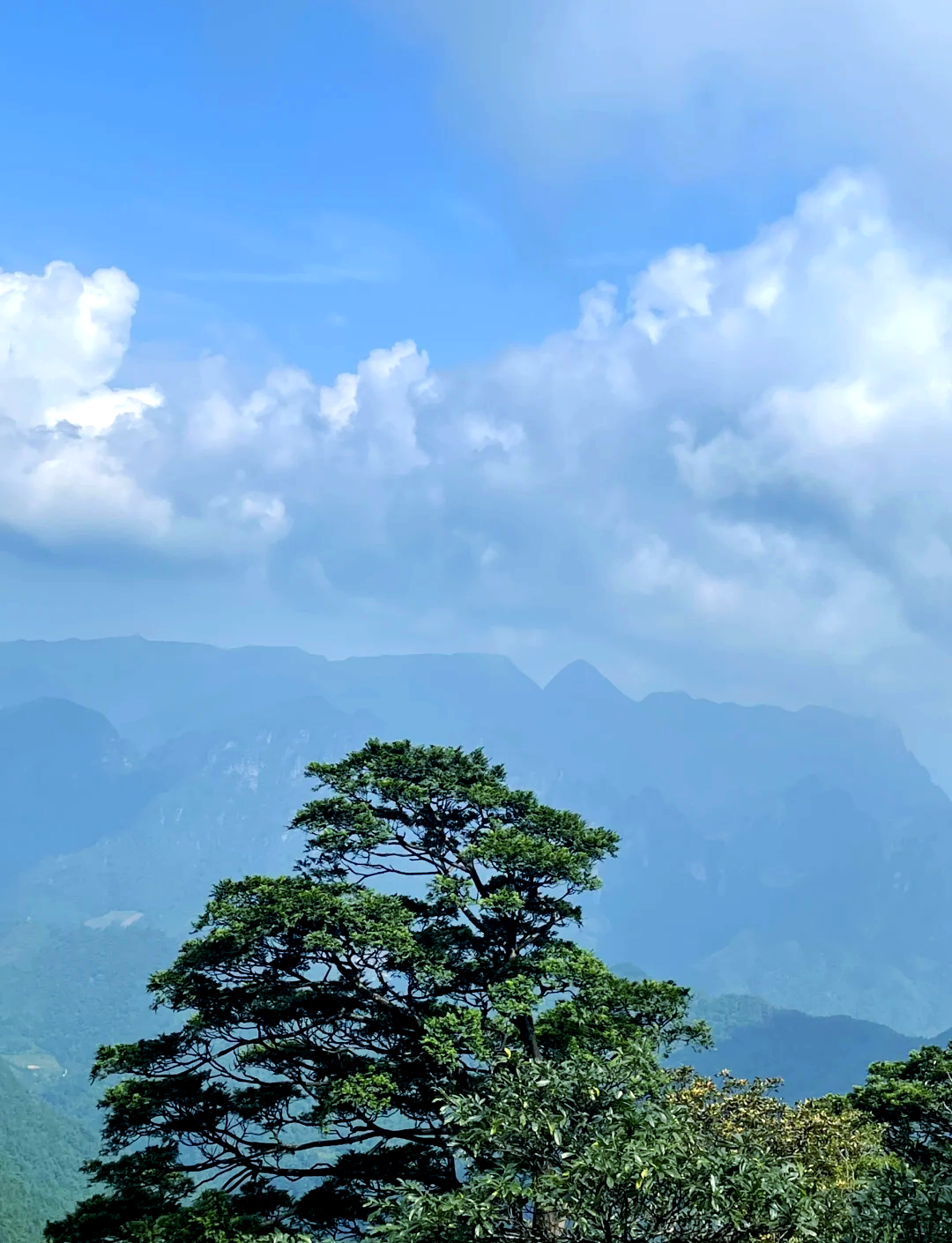 广西圣堂山风景名胜区图片